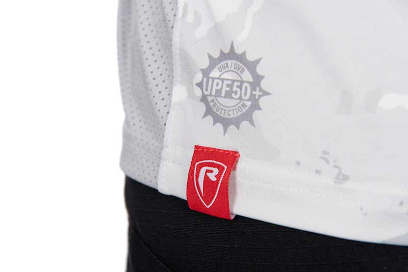 Technical T-shirt with UV hood Fox Rage Light Camo