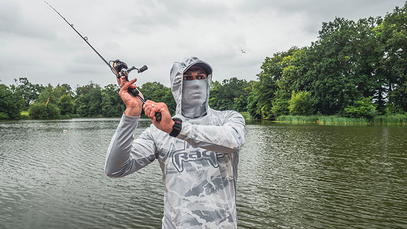 Technical T-shirt with UV hood Fox Rage Light Camo