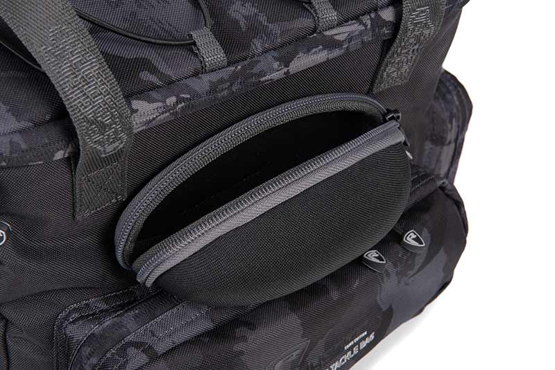 Backpack with cases Fox Rage} Voyager Camo Medium