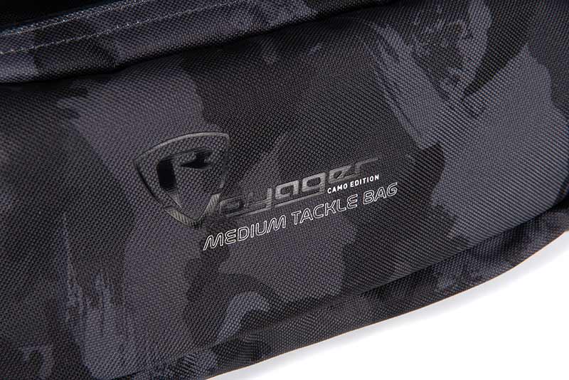 Backpack with cases Fox Rage} Voyager Camo Medium