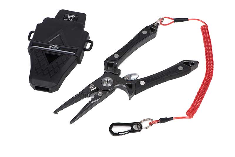 Pliers and hitch Fox Rage