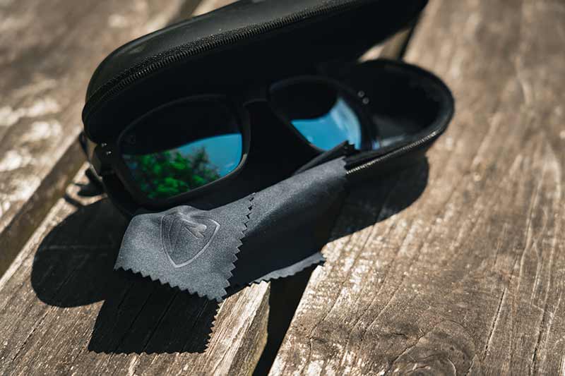 Glasses polarized sunglasses Fox Rage Black/Brown
