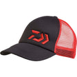 Gorra Daiwa Matelasse Negra Roja