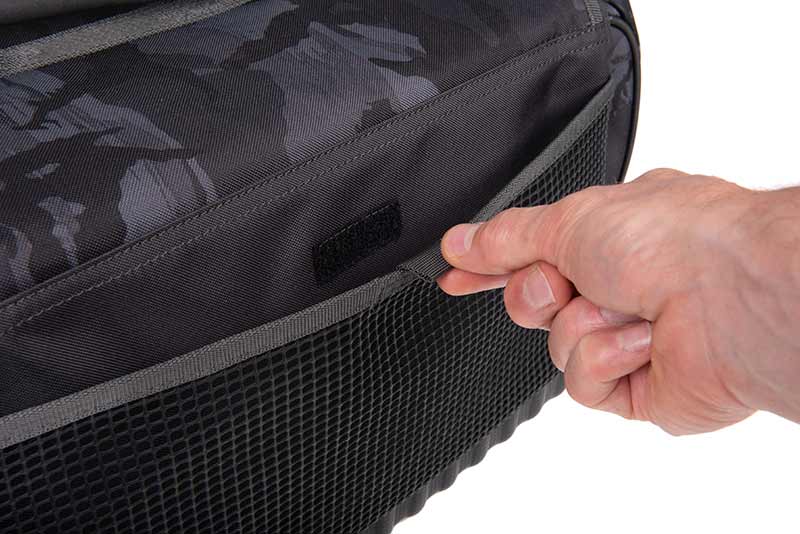 Backpack with boxes {{64230d4df6f5f52890f921391e9b0fe945}}} Voyager Camo Large