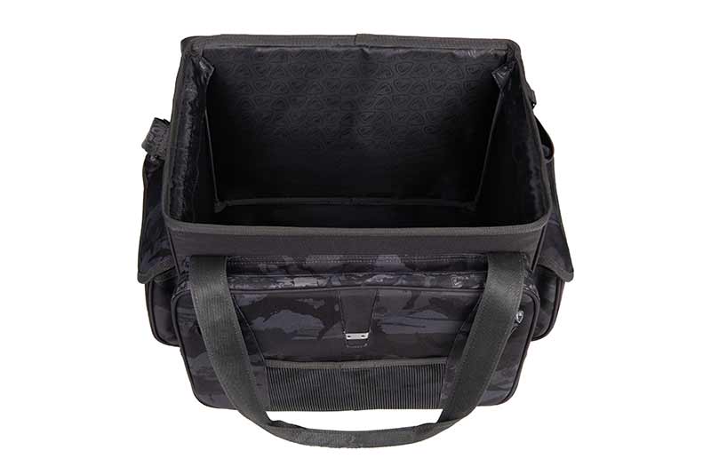 Backpack with boxes Fox Rage} Voyager Moulded Camo XL