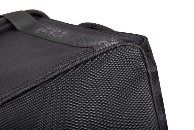 Backpack with boxes Fox Rage} Voyager Moulded Camo XL