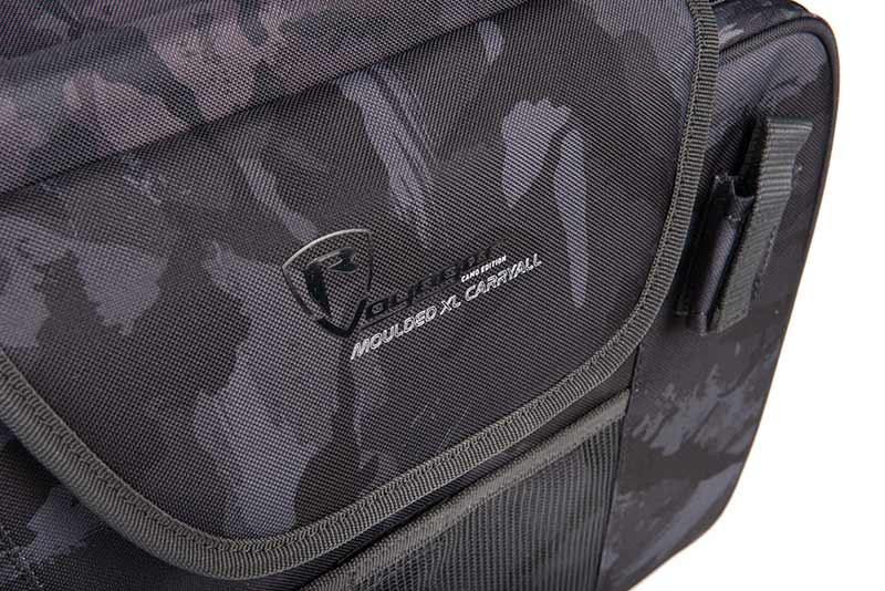Backpack with boxes Fox Rage} Voyager Moulded Camo XL