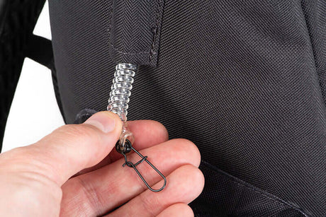 Mochila con cajas Fox Rage Voyager Camo 10