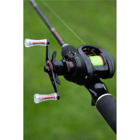 Carrete Zebco Demonic Finesse Baitcaster 100 LHW - Tienda Bass