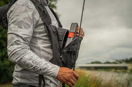 Mochila de pecho Fox Rage Voyager - Tienda Bass